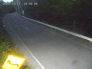 日南町阿毘縁【万丈峠】