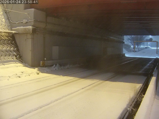 鳥取市商栄町～南隈【国道9号立体交差】