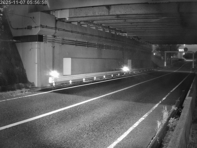 鳥取市商栄町～南隈【国道9号立体交差】