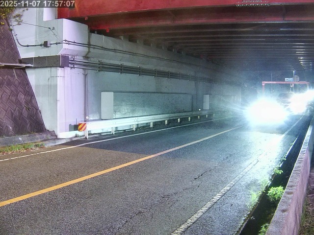 鳥取市商栄町～南隈【国道9号立体交差】