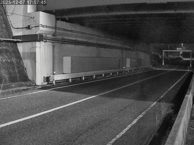 鳥取市商栄町～南隈【国道9号立体交差】