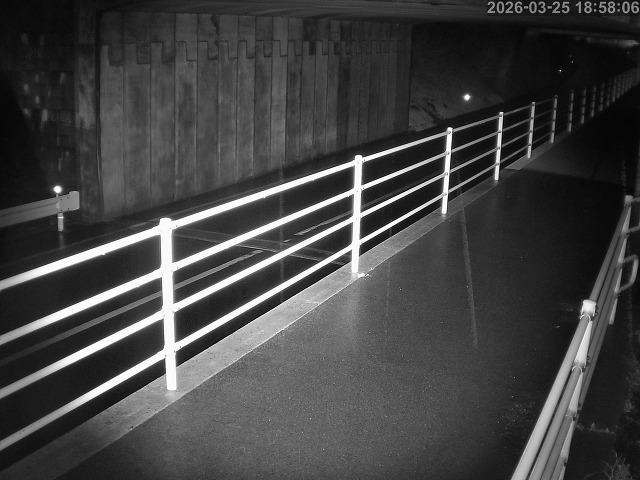 倉吉市小田【JR立体交差】