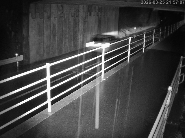 倉吉市小田【JR立体交差】