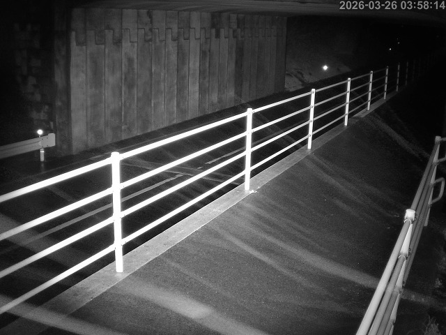 倉吉市小田【JR立体交差】