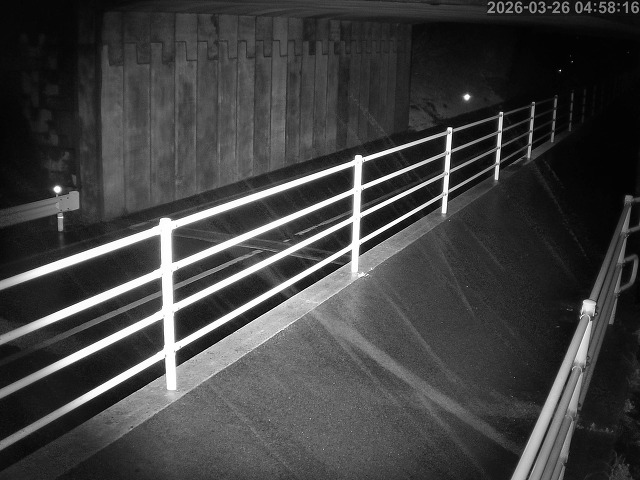 倉吉市小田【JR立体交差】