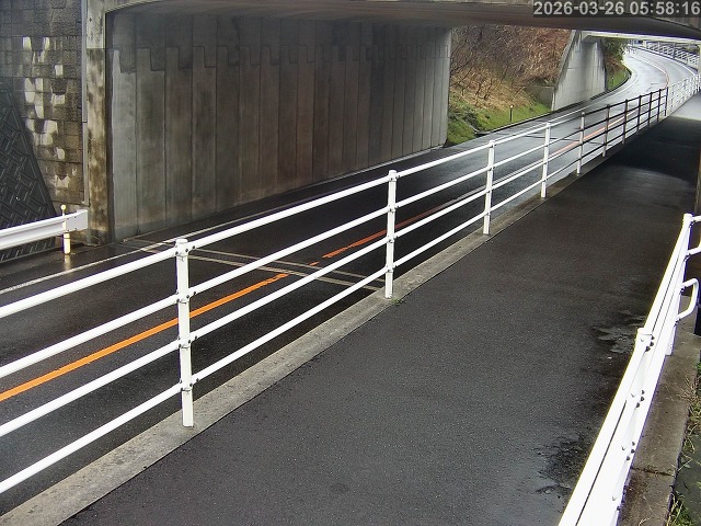 倉吉市小田【JR立体交差】