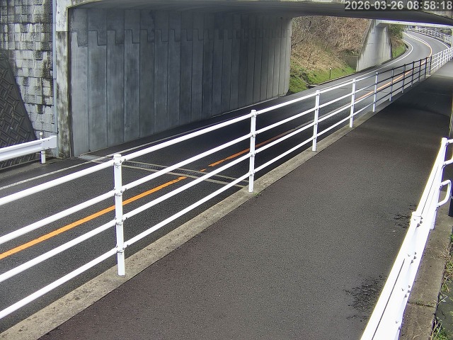 倉吉市小田【JR立体交差】