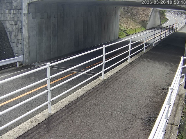 倉吉市小田【JR立体交差】