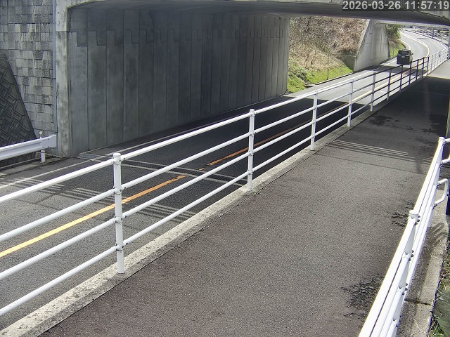 倉吉市小田【JR立体交差】