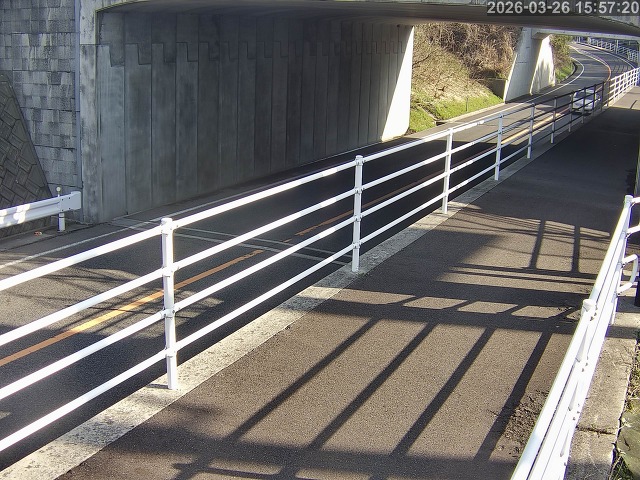 倉吉市小田【JR立体交差】