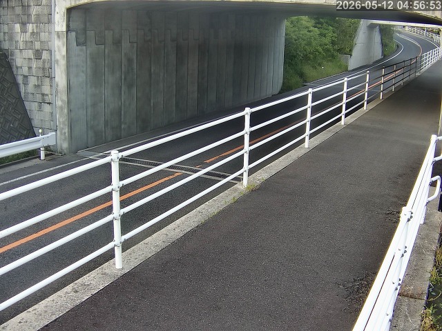 倉吉市小田【JR立体交差】