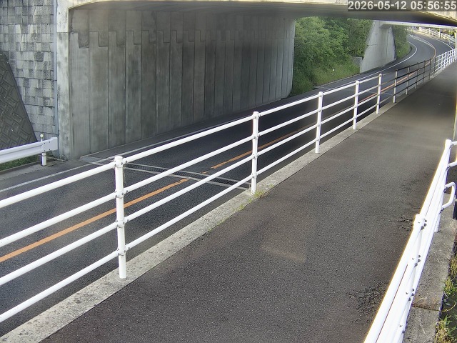 倉吉市小田【JR立体交差】