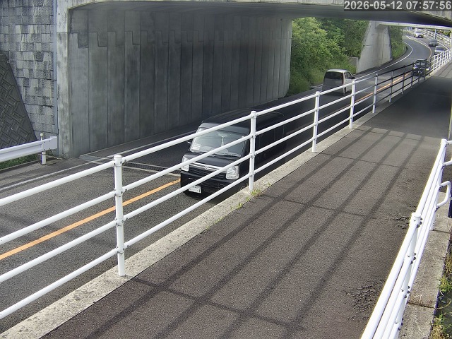 倉吉市小田【JR立体交差】