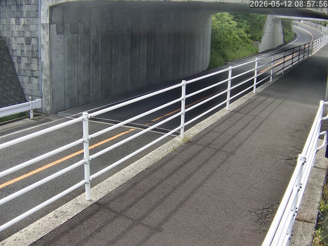 倉吉市小田【JR立体交差】