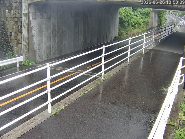 倉吉市小田【JR立体交差】