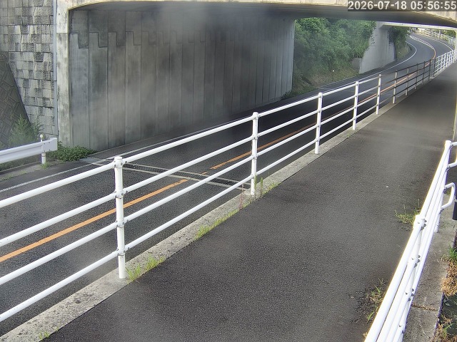 倉吉市小田【JR立体交差】