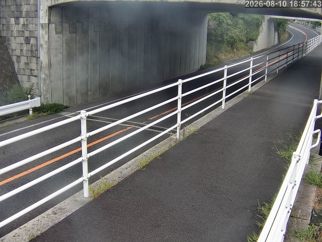 倉吉市小田【JR立体交差】
