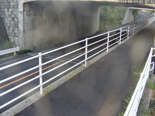 倉吉市小田【JR立体交差】