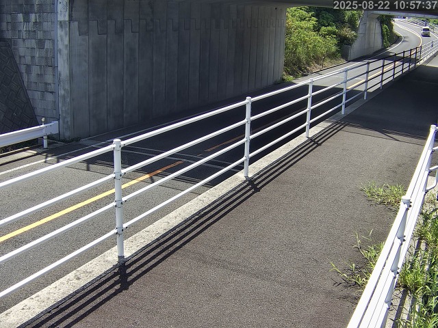 倉吉市小田【JR立体交差】