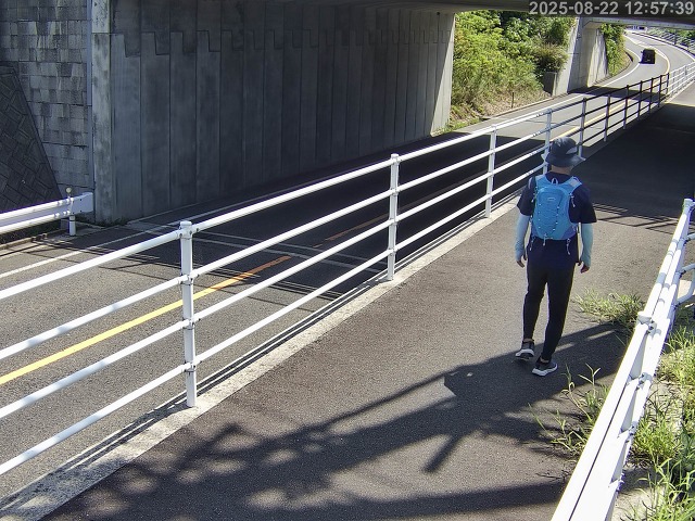 倉吉市小田【JR立体交差】