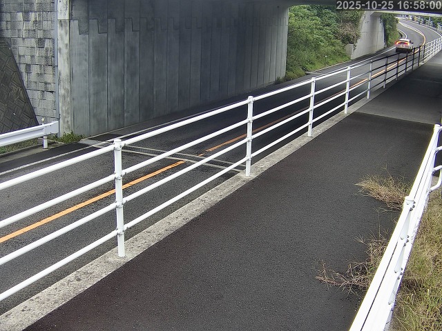 倉吉市小田【JR立体交差】